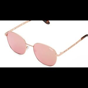 QUAY Australia JEZABELL LINKS Rose Gold Sunglasses